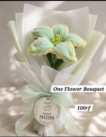 Single Mint Lily Mini Bouquet