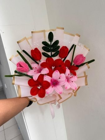 🌷 Lily & Tulip Bouquet (Large)