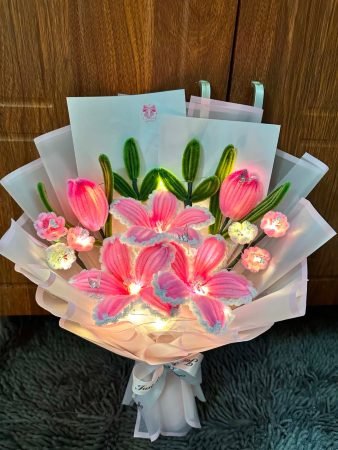 🌸 Pink Lily & Tulip Light Bouquet